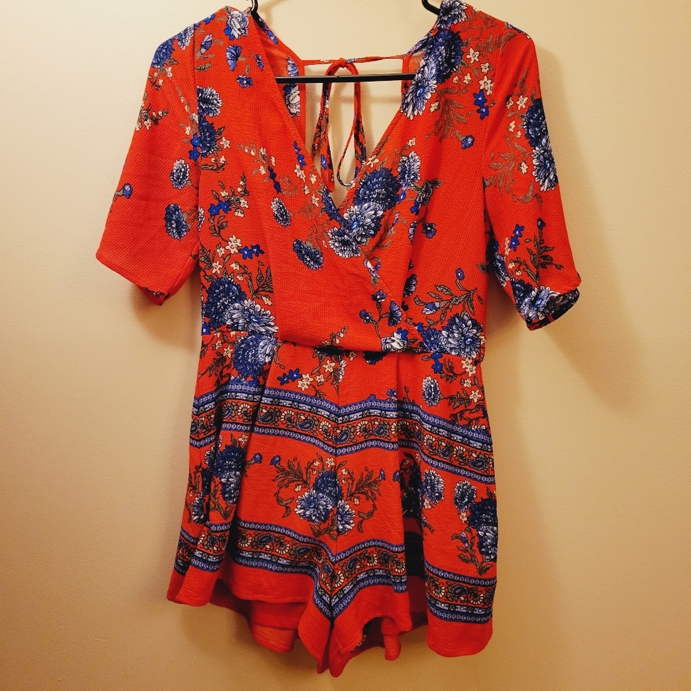 🛍 (3 for $20) Trixxi Romper Size Small Deep Orange/Red